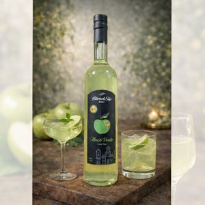 imagem do produto Licor de Maçã Verde Artesanal Premium  500 ml