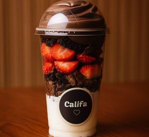 imagem do produto Duo com Morango ou Uva - Copo Brownie 300ml