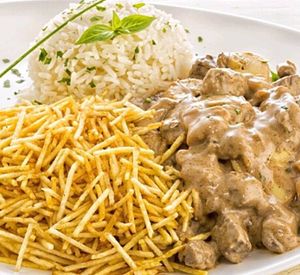 imagem do produto Strogonoff de carne +batata palha