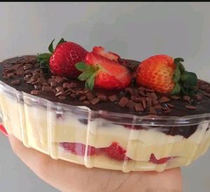 imagem do produto Bombom de Morango na Travessa