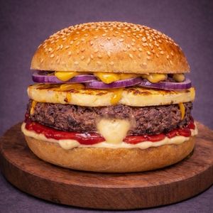 imagem do produto HAMBÚRGUER DE CARNE RECHEADA COM QUEIJO