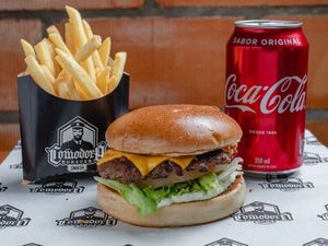 imagem do produto Smash Salada Burguer + Porção de fritas + Bebida