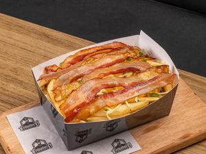 imagem do produto Porção de Fritas com Parmesão, Cebolinha e Bacon