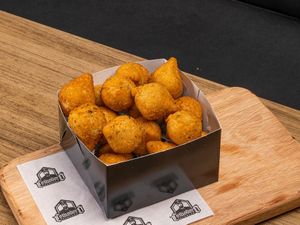 imagem do produto Porção de Mini Coxinha + Molho