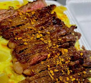 imagem do produto Espaguete molho branco com iscas de contra filé