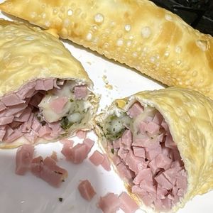 imagem do produto Pastel de presunto (pequeno)