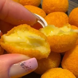 imagem do produto Bolinha de Queijo com Alho