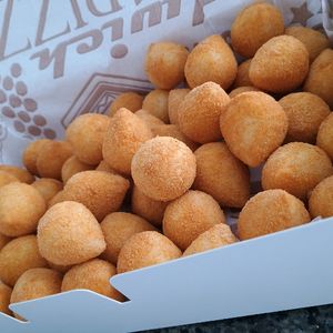 imagem do produto Coxinha de frango Tamanho Festa