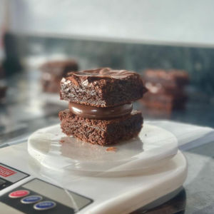 imagem do produto Brownie recheado com Brigadeiro de Cacau 50%
