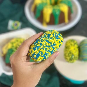 imagem do produto Brigadeirão de morango com brigadeiro branco