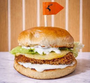 imagem do produto Baratheon (Frango Empanado)