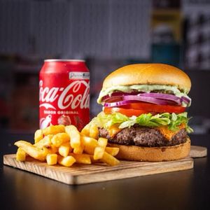 imagem do produto Combo x-tudo Frozen + coca lata + batata individual 