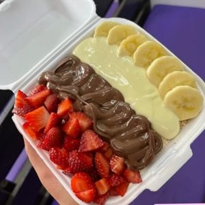 imagem do produto Bandeja creme avelã/creme branco 