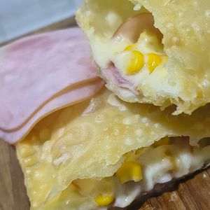 imagem do produto Lombo com mussarela e milho