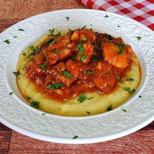 imagem do produto Galinha com polenta 