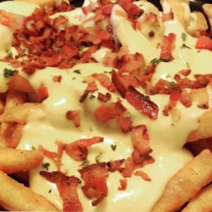 imagem do produto Batata com queijo e bacon G