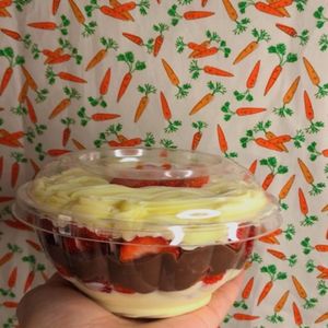 imagem do produto Travessa morango 