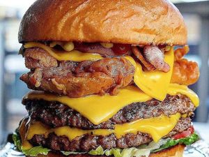 imagem do produto A Luxúria (Grátis Refrigerante em Lata).