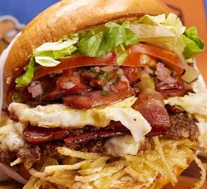 imagem do produto Combo Hambúrguer + Fritas + Refrigerante + Açaí de 400ml