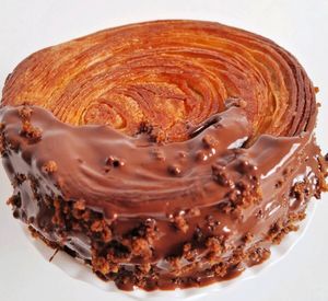 imagem do produto Croissant Roll >  Pão de Mel