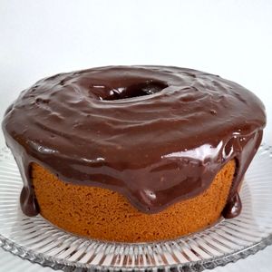 imagem do produto Bolo de cenoura e ganache de chocolate 
