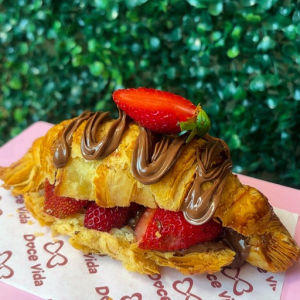 imagem do produto Croissant de Nutella c/Morango