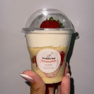 imagem do produto Copo da felicidade morango 