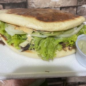 imagem do produto Pão arabe de carne de sol