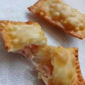imagem do produto 5 mini pastelzinho queijo com presunto 