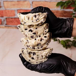 imagem do produto OVO INTEIRO LAKA E OREO