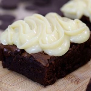 imagem do produto Brownie com cobertura de ninho