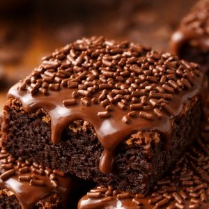 imagem do produto Brownie com cobertura de brigadeiro 