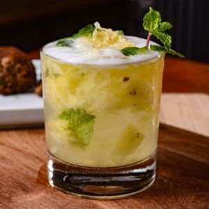 imagem do produto Caipirinha Abacaxi com Cachaça 