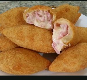 imagem do produto Risole de presunto e queijo