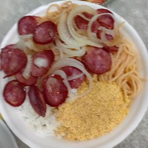 imagem do produto Calabresa com cebola (grátis 1 guaracamp)