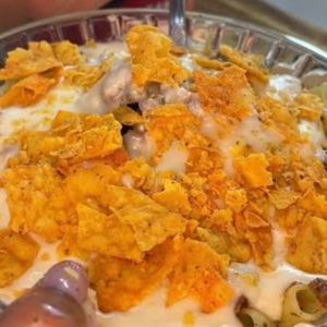 imagem do produto Macarrão misto frango e Doritos 