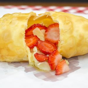 imagem do produto PASTEL DOIS AMORES BRANCO