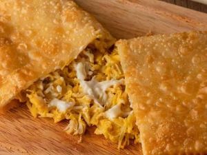 imagem do produto Pastel frango com CATUPIRY 