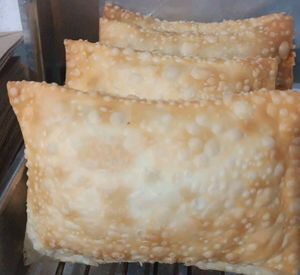 imagem do produto Pastel de pizza (22cm)