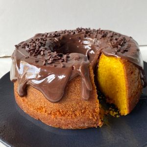 imagem do produto Bolo de cenoura com calda de chocolate 