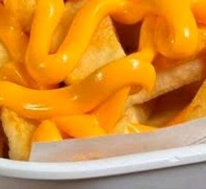 imagem do produto Fritas com cheddar (M)