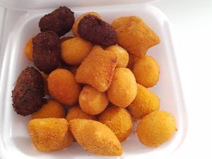 imagem do produto Kit 30 Salgados