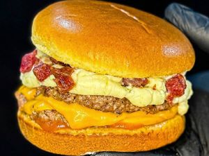 imagem do produto Mega Burguer Branca de Neve - ( Hambúrguer Artesanal )