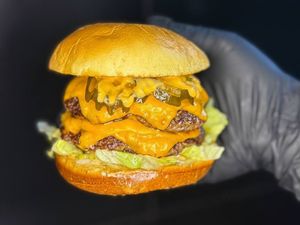 imagem do produto Big Minnie - ( Hambúrguer Artesanal )