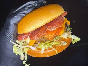 imagem do produto Sininho Burguer - ( Hambúrguer Artesanal )