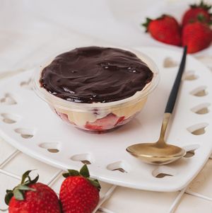 imagem do produto Bombom de Morango - Pote