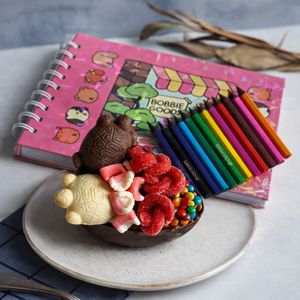 imagem do produto Ovo de colher de 260 gramas + Bobbie Goods e lápis 