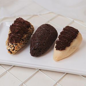 imagem do produto Combo de Coxinha de Morango