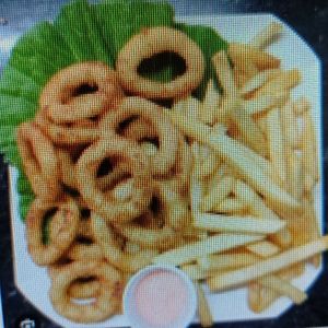 imagem do produto Porção batata com anel de cebola M