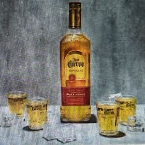 imagem do produto Garrafa tequila José corvo gold 